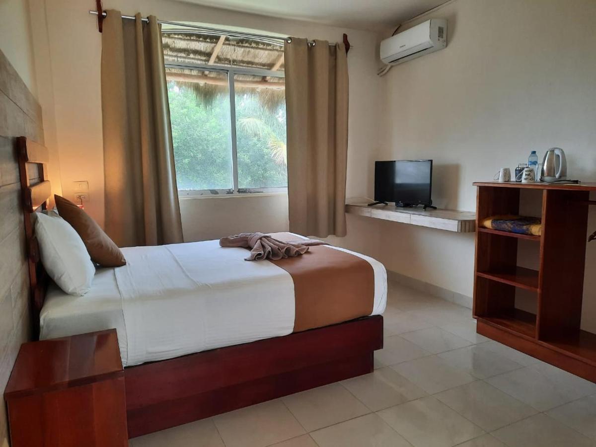 Porto Coral Hotel & Suites เชตุมัล ภายนอก รูปภาพ