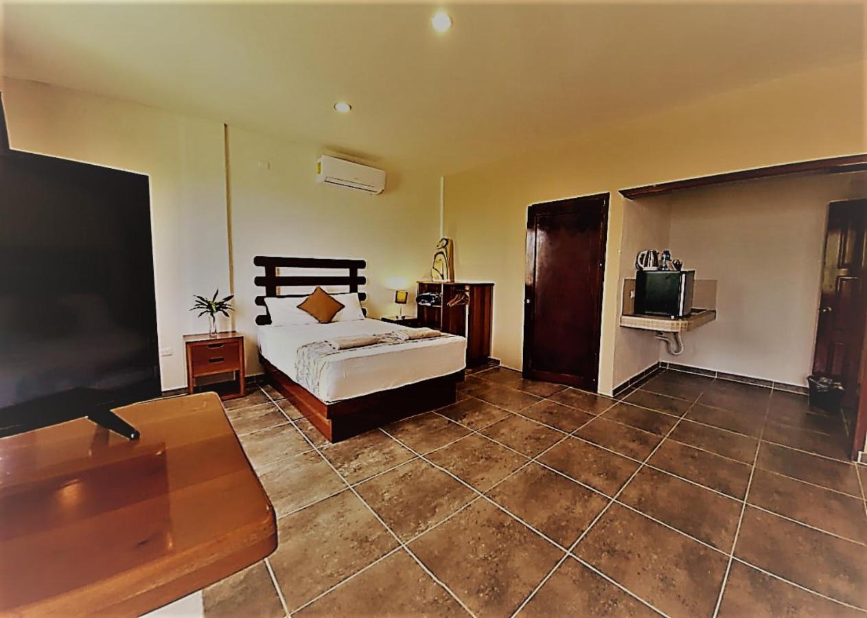 Porto Coral Hotel & Suites มาอาอวล ภายนอก รูปภาพ