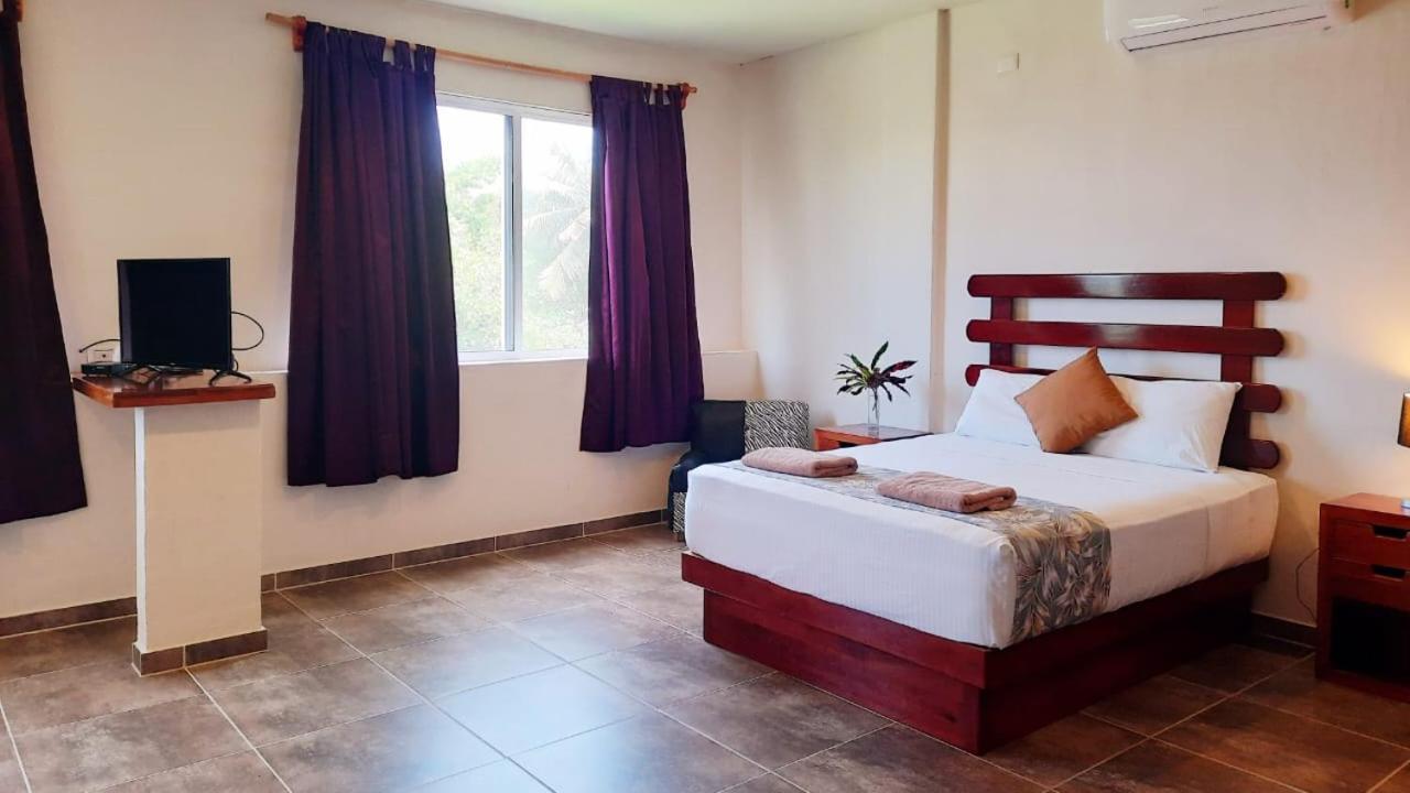 Porto Coral Hotel & Suites เชตุมัล ภายนอก รูปภาพ
